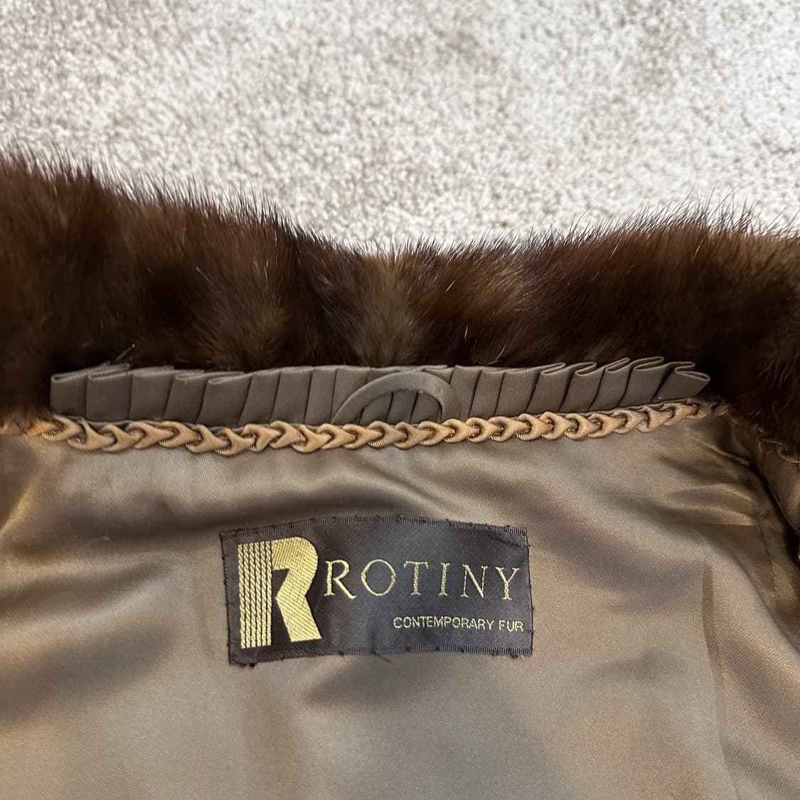 ROTINY 브라운 사가밍크 퍼자켓M 상품이미지3