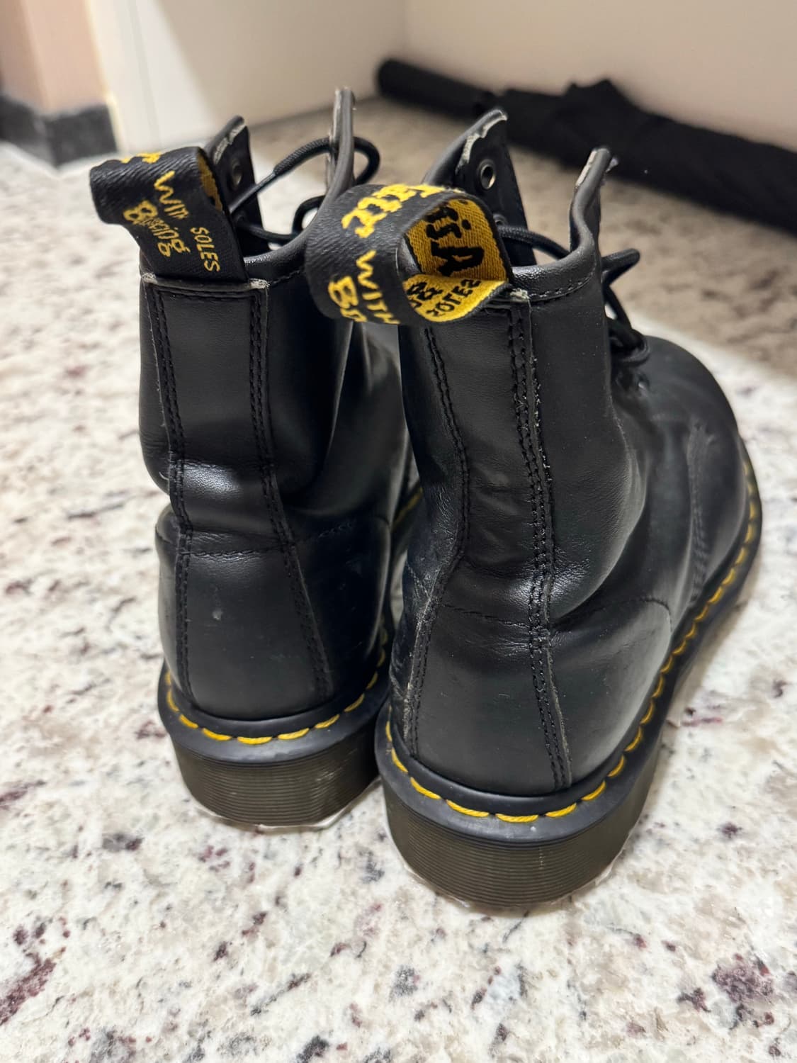 닥터마틴1460 8홀 상품이미지2