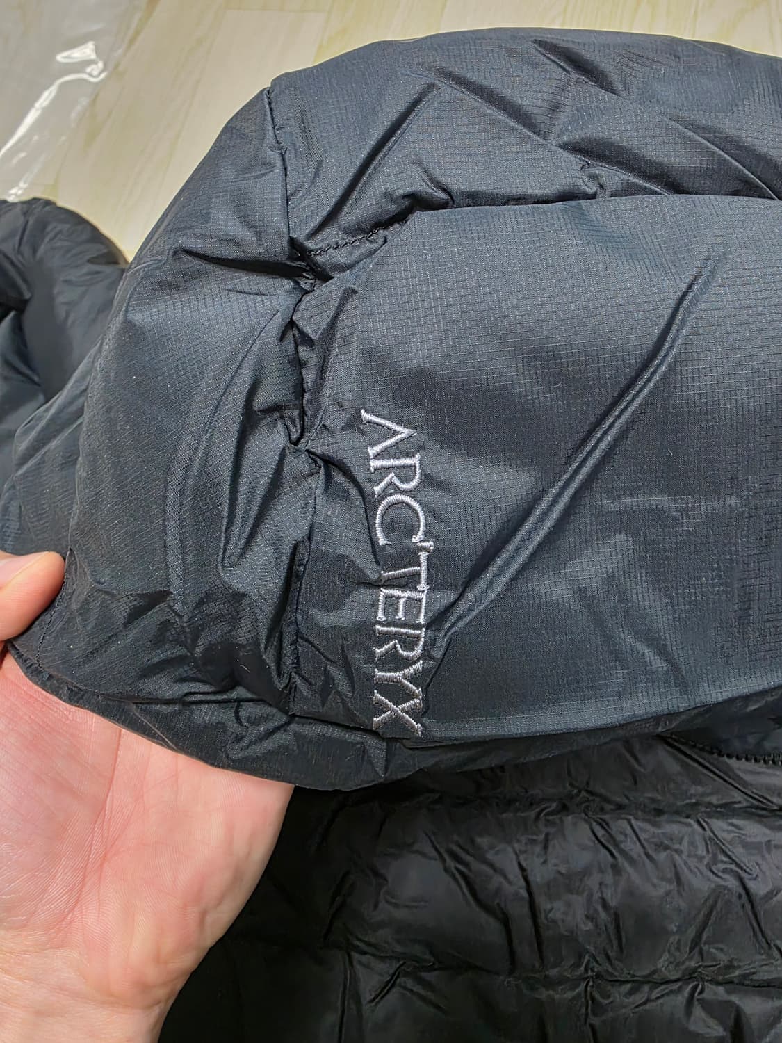 아크테릭스 토륨 L 사이즈 팝니다. 상품이미지4