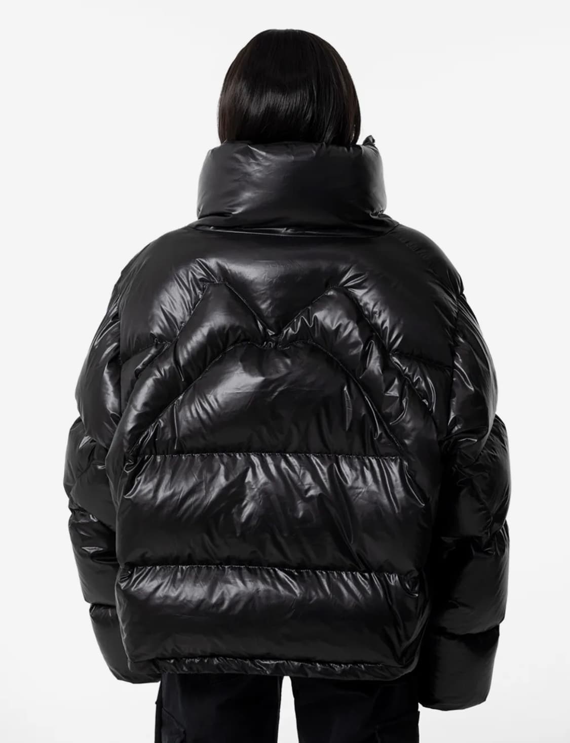 EMBROIDERED OVERSIZE PUFFER JACKET BLACK 상품이미지3
