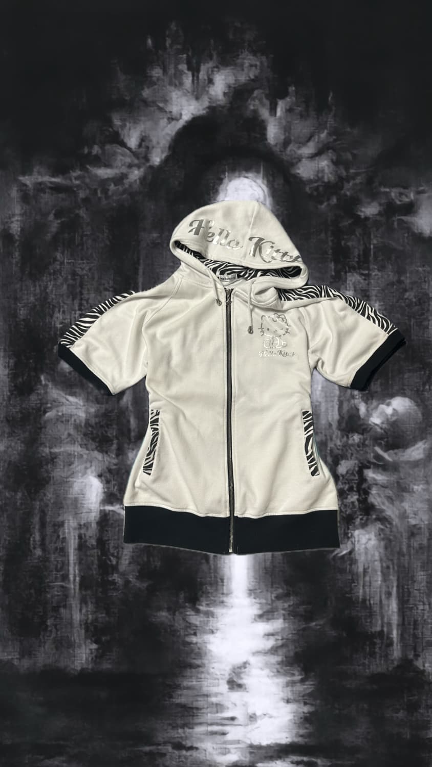 Hellokitty zebra pattern hood zipup 상품이미지1