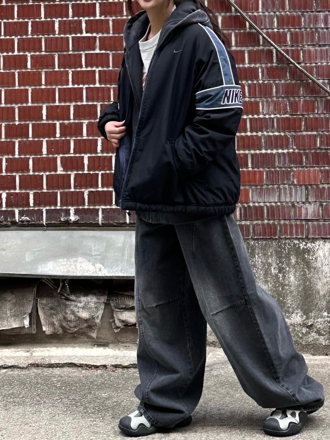 나이키 리버시블 바막 나이키 맨투맨 버카루 후집 흑청 팬츠 코디세트 상품이미지1