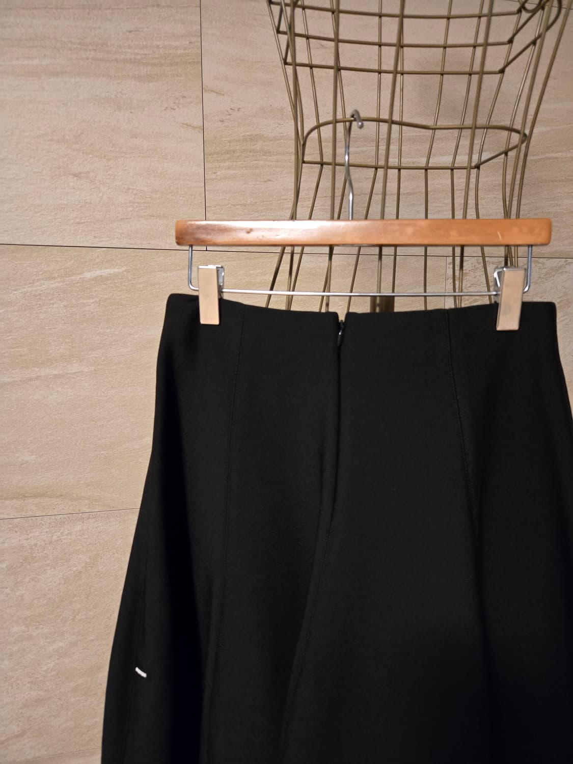 [61] SYSTEM 시스템 미디 스커트 2025 상품이미지5