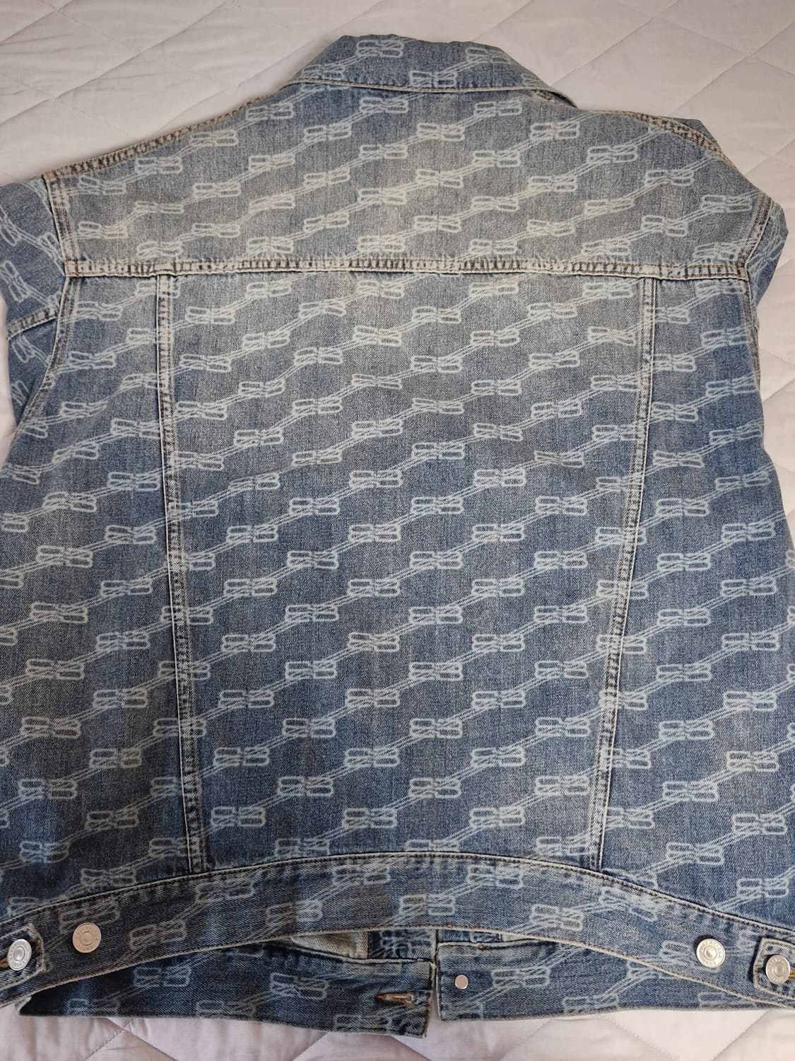 발렌시아가 bb모노그램 데님자켓 상품이미지3