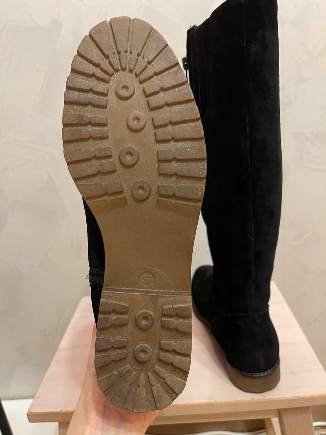 Hawkins호킨스 'Grace Garden' 블랙 스웨이드 롱부츠 상품이미지4