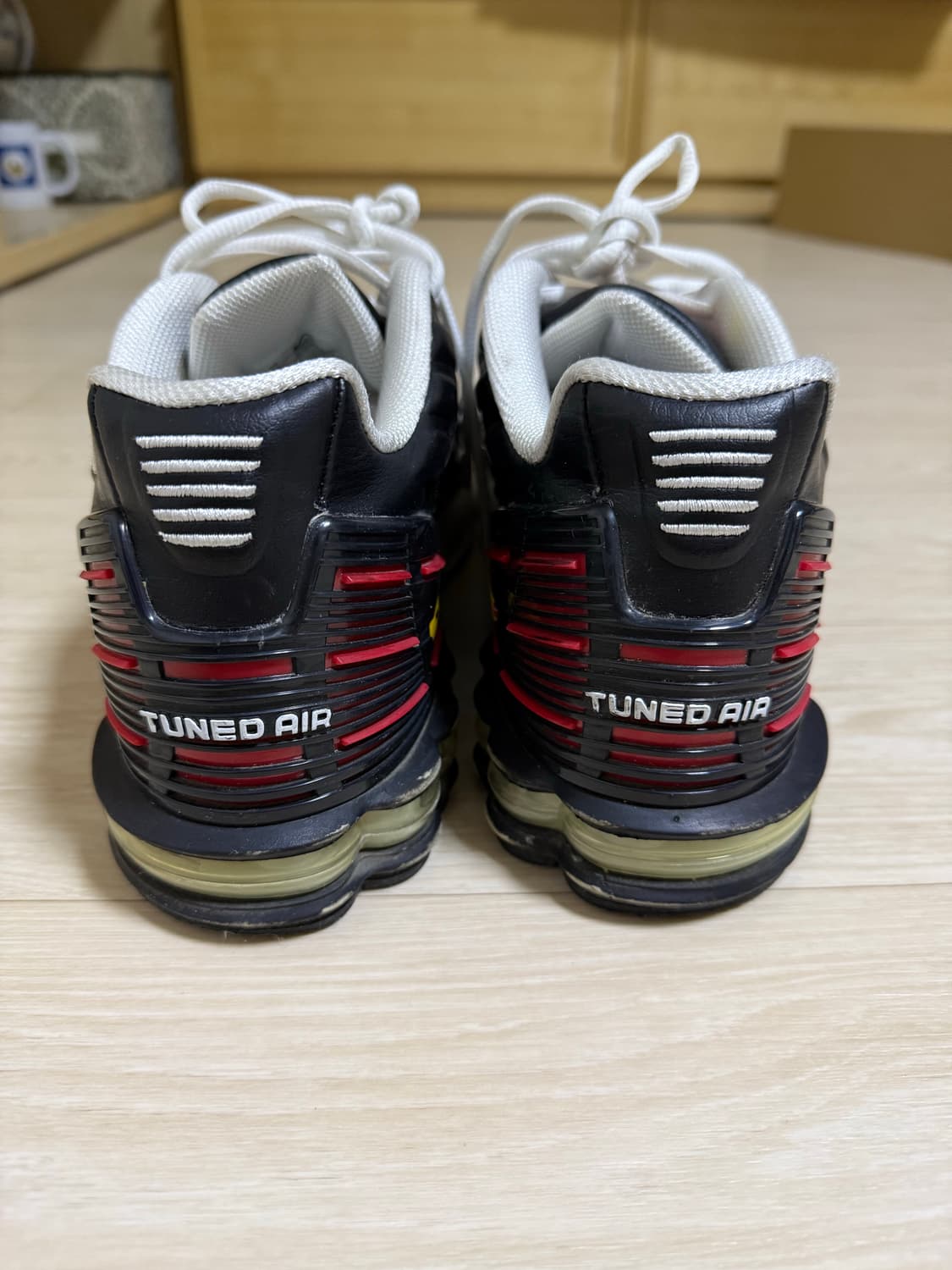 나이키 에어맥스 플러스 화이트 블랙 300 상품이미지7