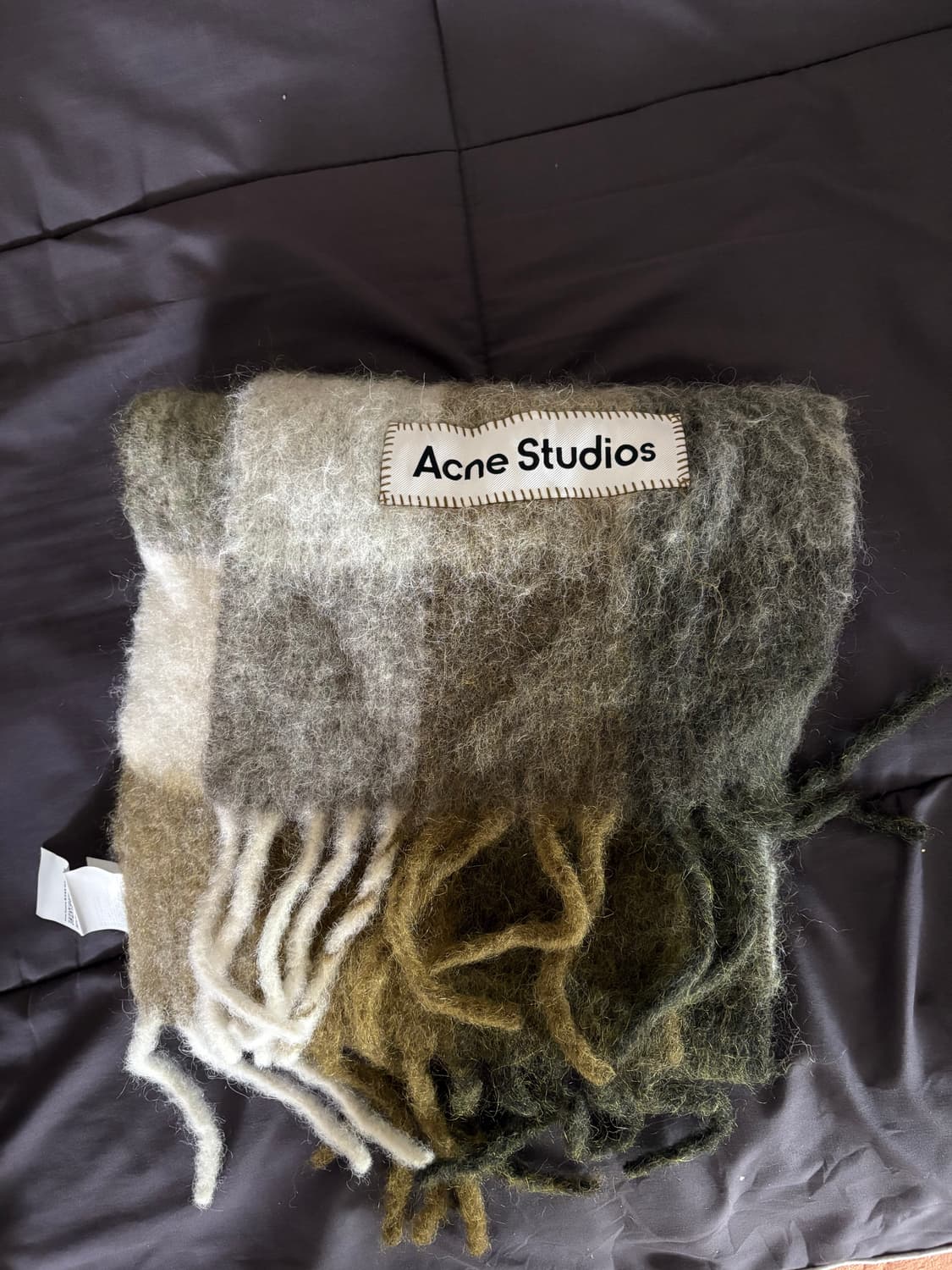 아크네스튜디오 머플러 상품이미지4