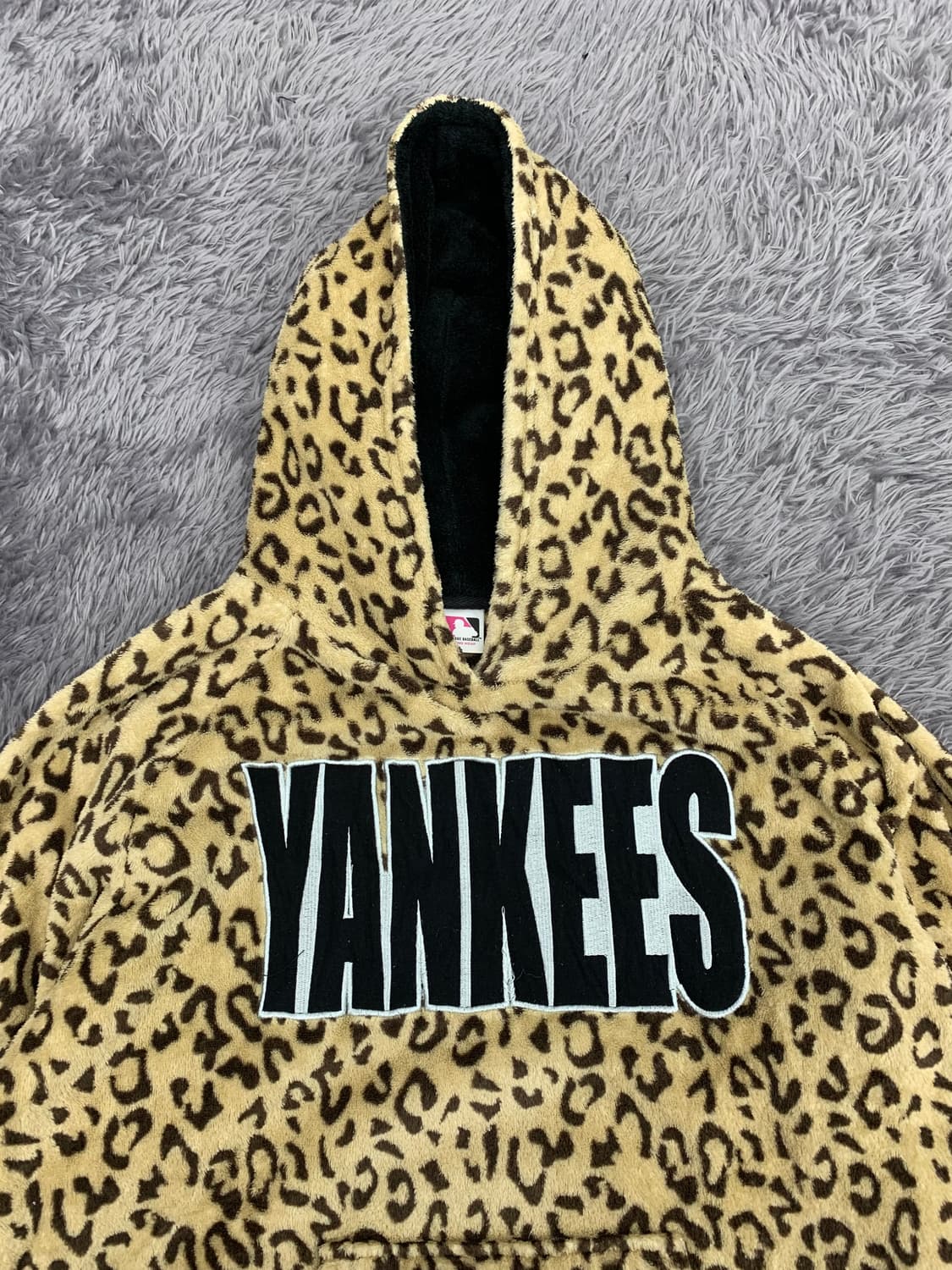MLB 양키스 플리스 레오파드 후드 상품이미지3