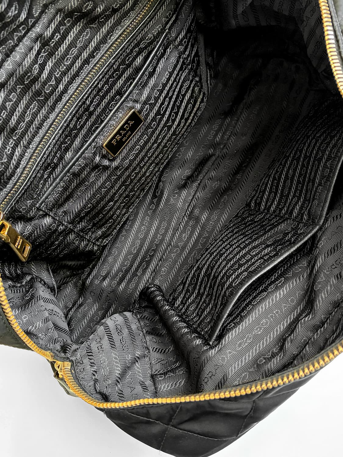 프라다 포코노 퀄팅 체인 숄더백 판매합니다. 상품이미지6