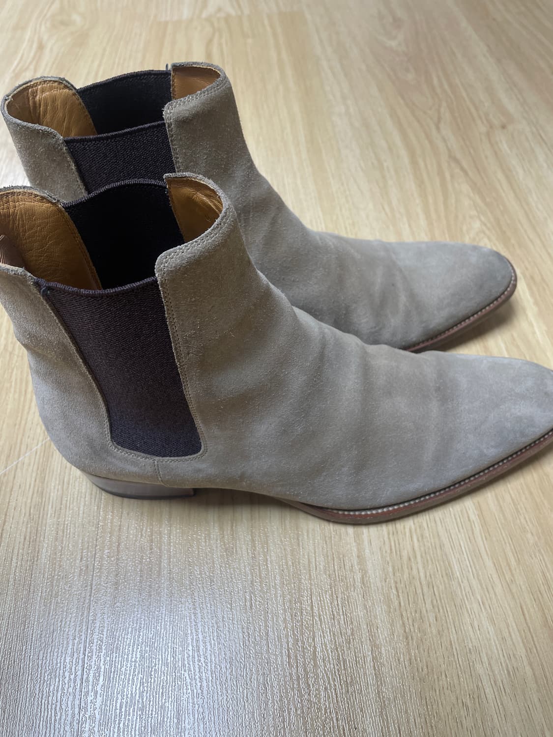 생로랑 와이어트 30 43사이즈 탄색 상품이미지4