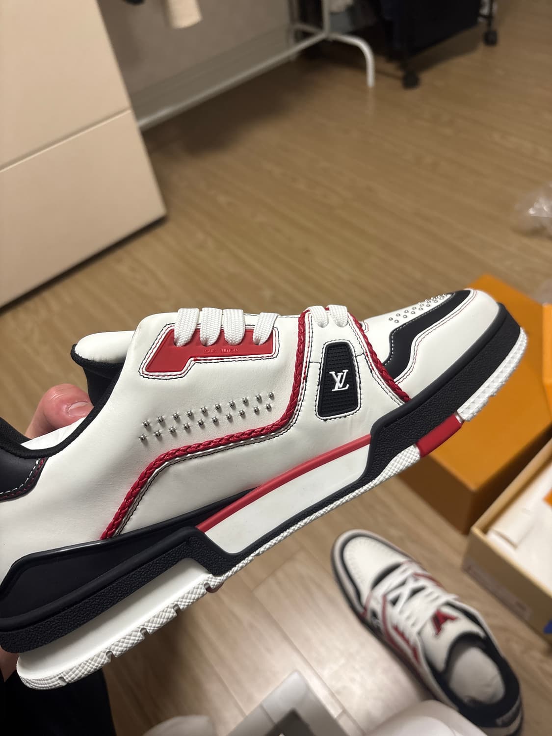 루이비통 트레이너 남성 280 새상품 상품이미지4