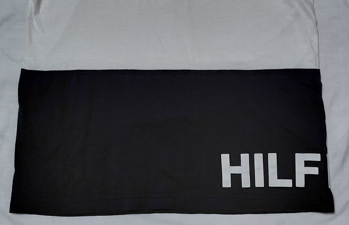 타미힐피거 빅 로고 배색 반팔 티셔츠 (L사이즈/상태 우수) 상품이미지3