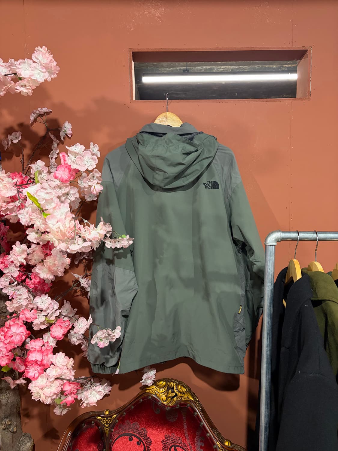 노스페이스 고어텍스 올리브 바람막이 상품이미지2