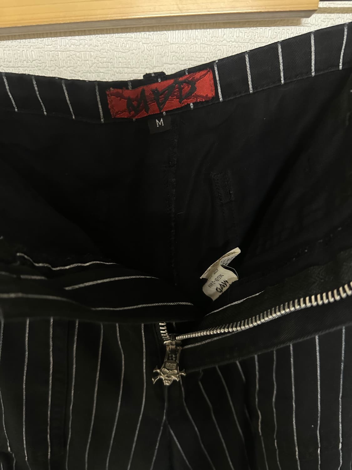 MAD PUNKS 본디지 스트라이프 집 기믹 플레어팬츠 상품이미지3