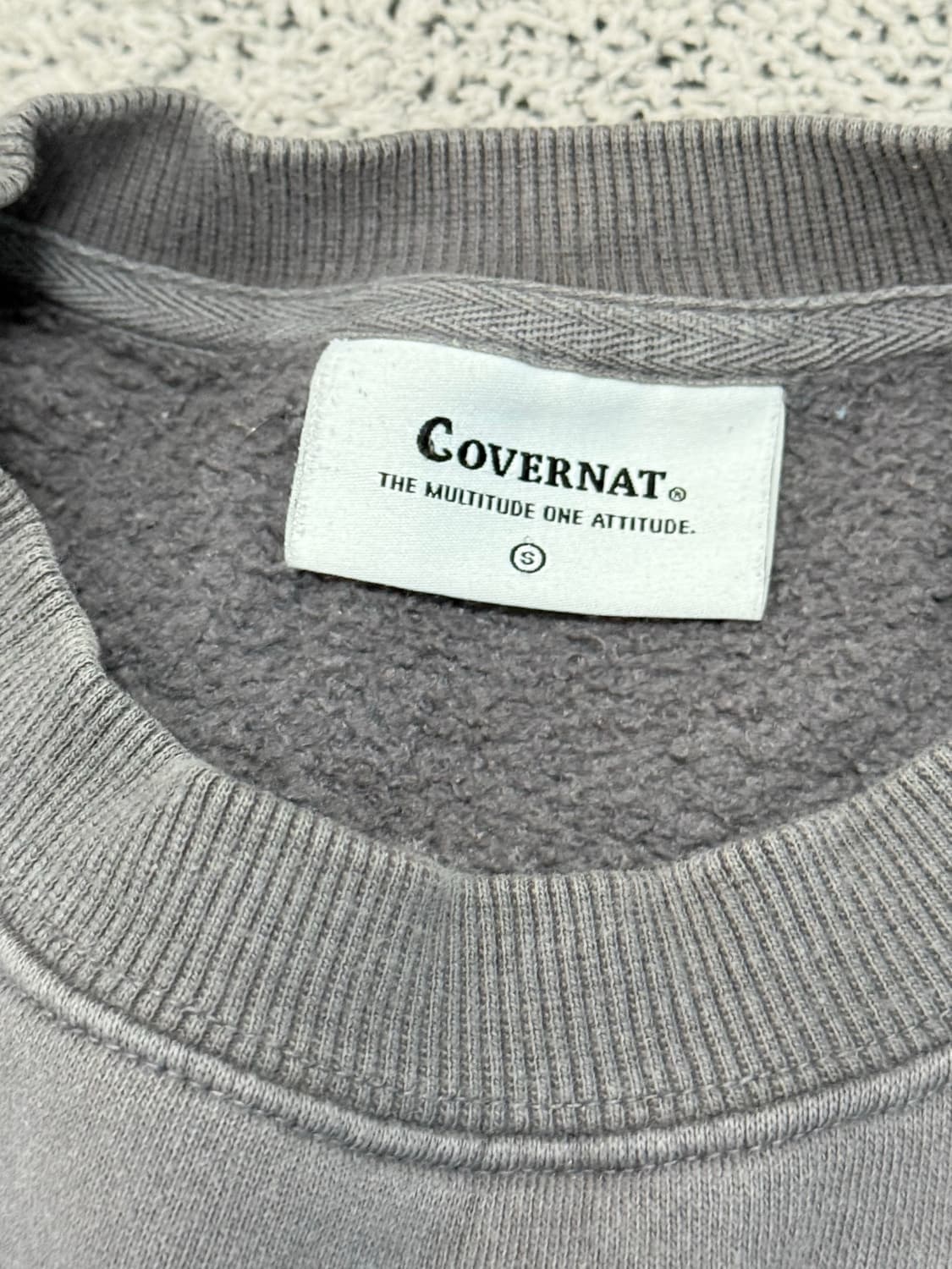 (S) 커버낫 스펠아웃 맨투맨 차콜 상품이미지3