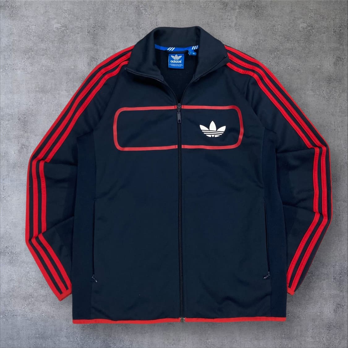 아디다스 네이비 컬러 불꽃 로고 트랙탑 상품이미지1