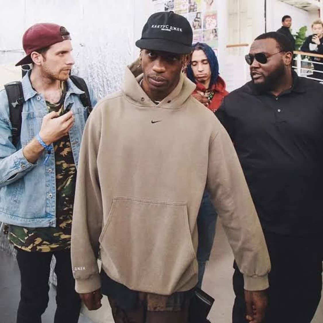 나이키 90s USA OG 트래비스스캇 후드티 상품이미지2