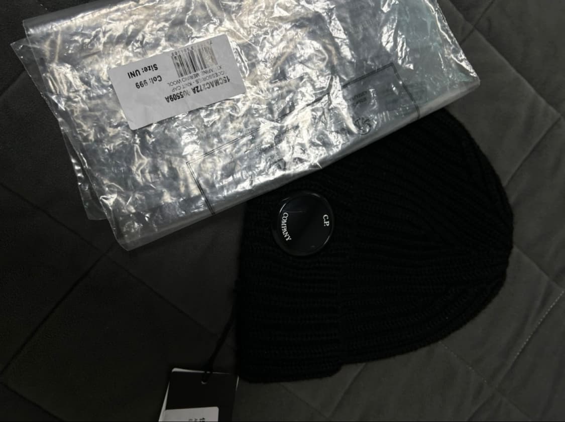 CP컴퍼니 비니 상품이미지1