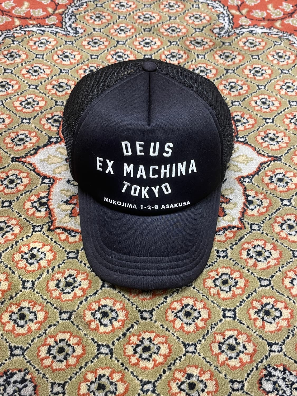 [FREE] 데우스 엑스 마키나 도쿄 어드레스 트러커 캡 상품이미지1