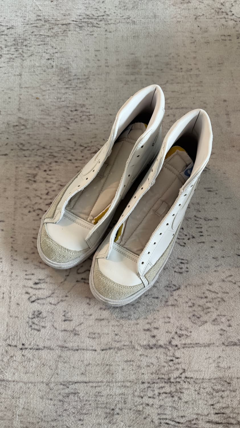 나이키 블레이저 미드 77 SE 크롬 럭스 상품이미지1