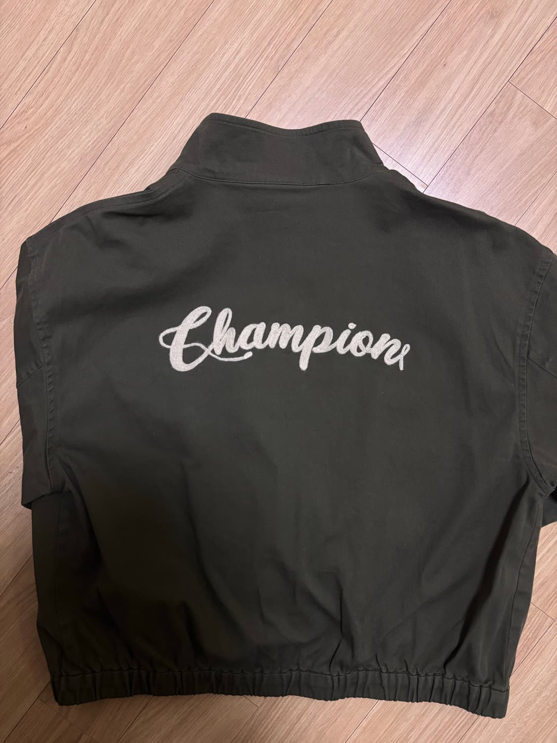 챔피온 자켓 카키색 상품이미지1