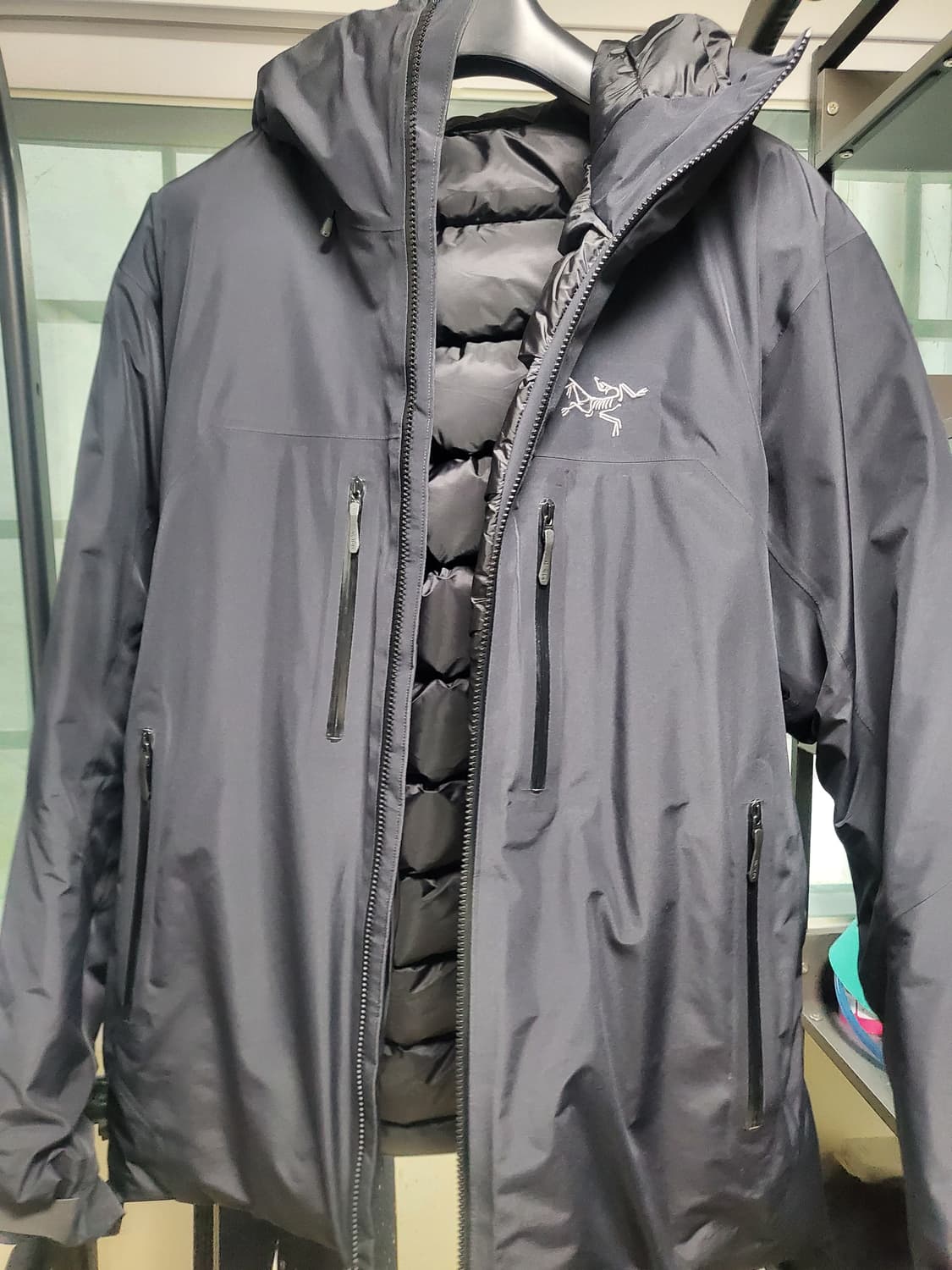 아크테릭스 베타 다운 인슐레이티드 고어텍스 BETA 상품이미지2