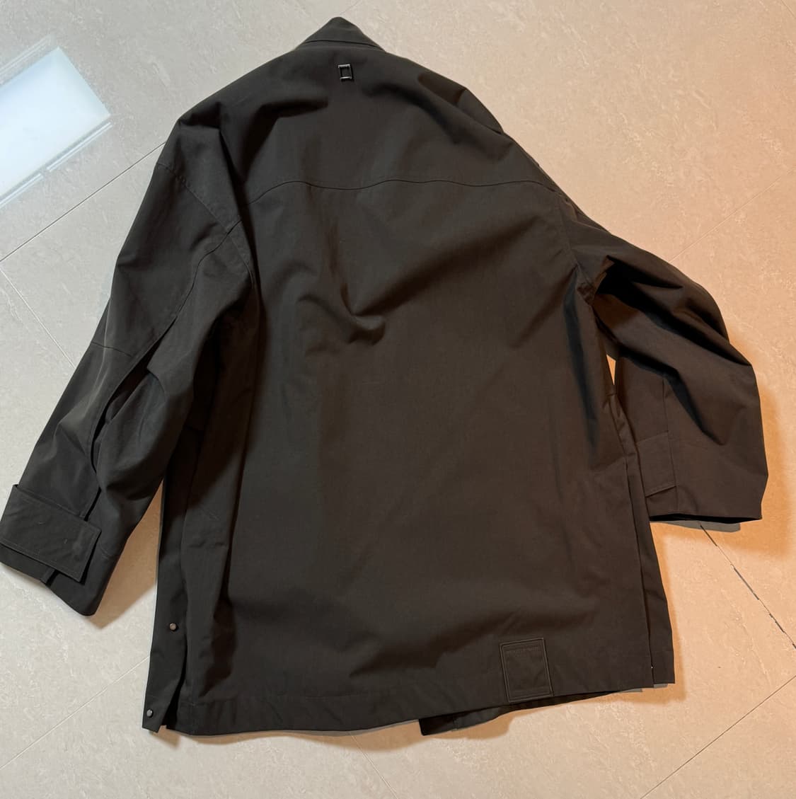 우영미 22FW 코듀라 오버핏 점퍼 (그레이, 50 / 105-110) 상품이미지6