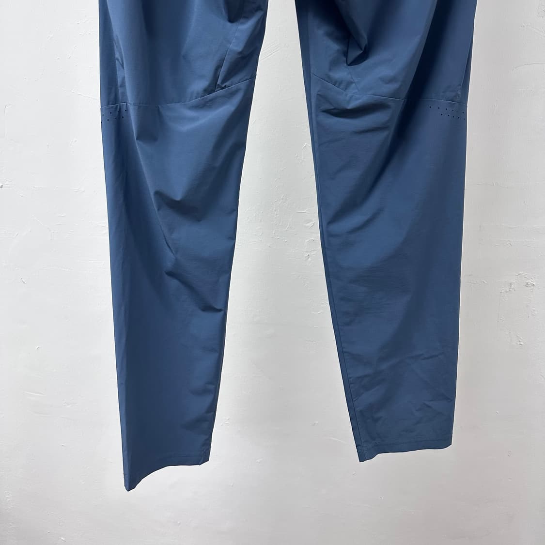 DESCENTE 23s 데상트 기능성 밴딩 트레이닝 팬츠 XL J34 상품이미지6