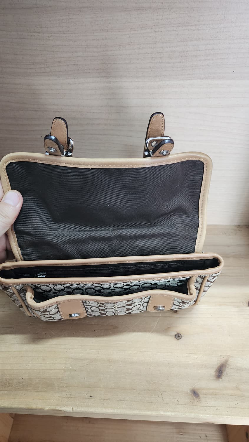 코치 시그니처 미니 크로스백 힙색 허리색 상품이미지3