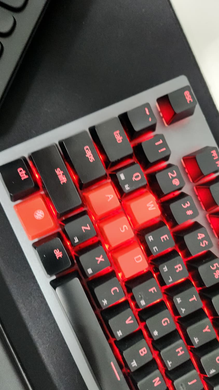 # ADATA XPG 게이밍 키보드 스피드 은축 기계식 키보드 급처 상품이미지5