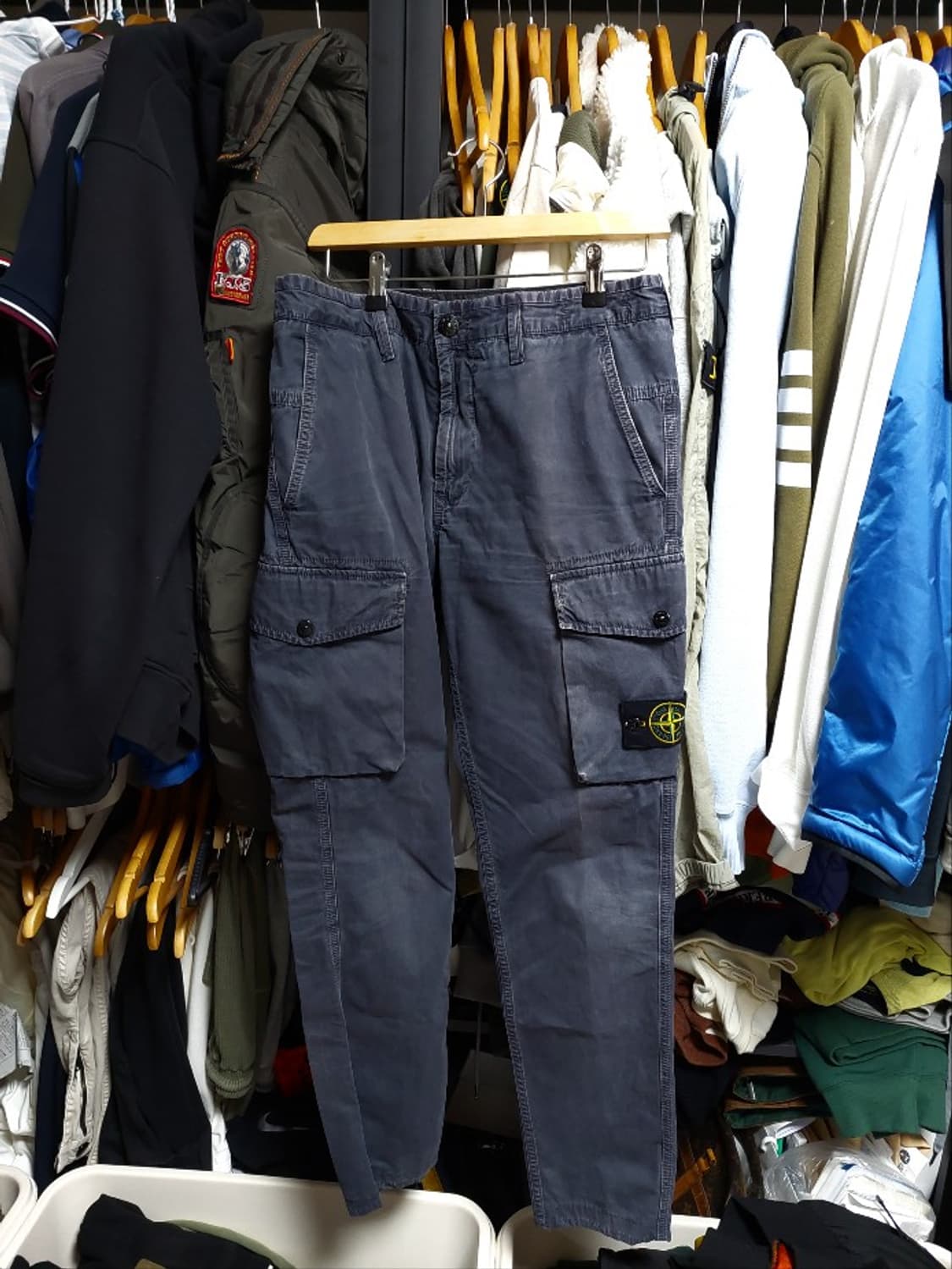 스톤아일랜드 카고 바지 블랙 w30 백화점판 상품이미지1