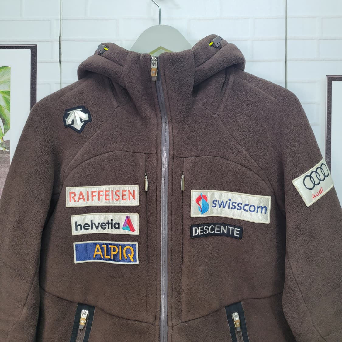 데상트 아우디 레플리카 후리스 집업 자켓 95사이즈 상품이미지2