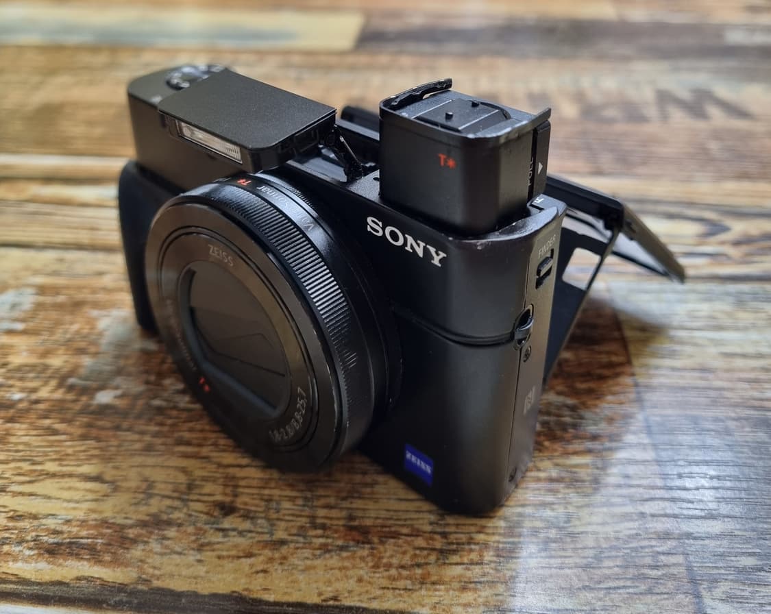 소니 카메라 RX100M3 팝니다. 상품이미지2