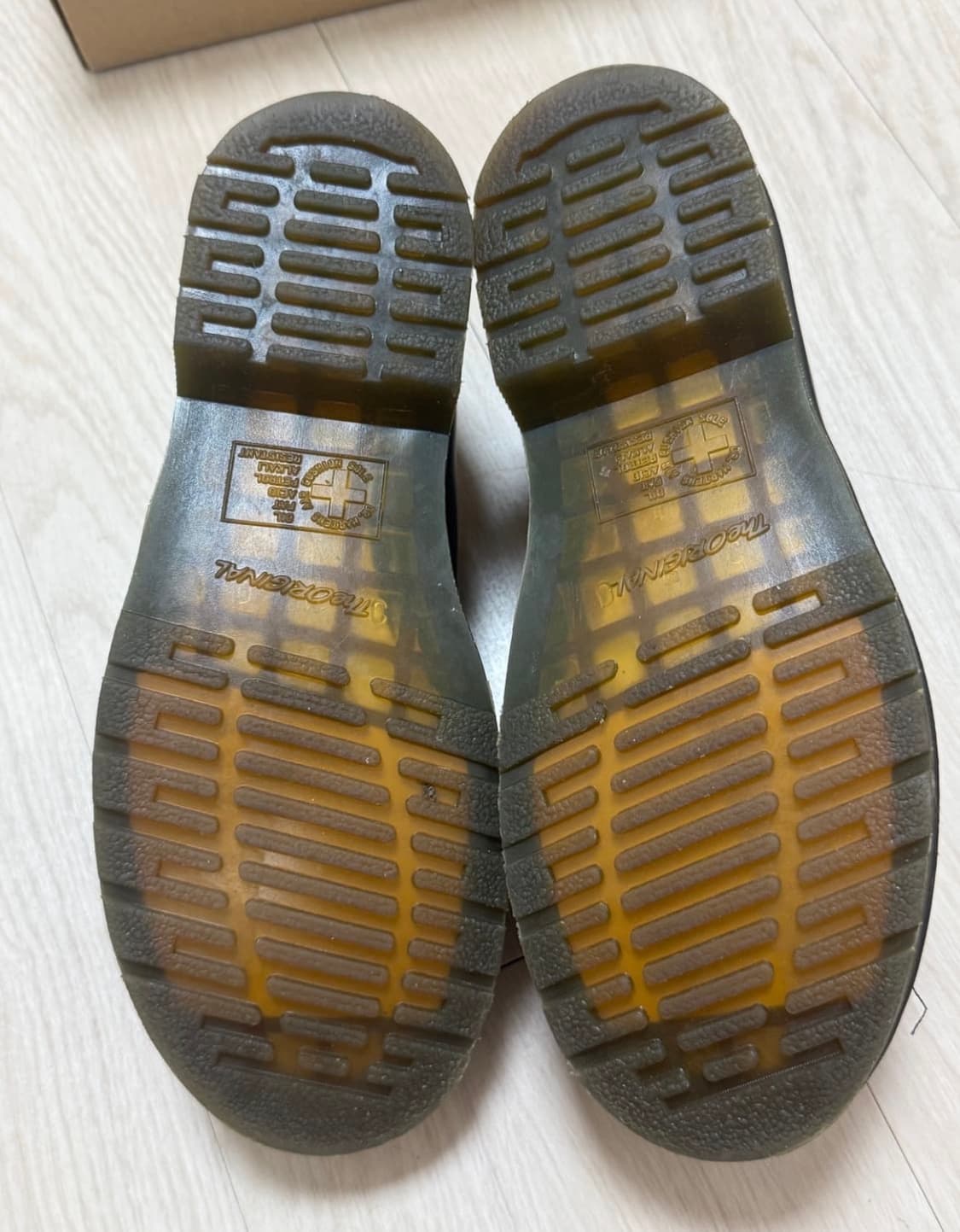 닥터마틴 1461 3홀 스무스 250 상품이미지3