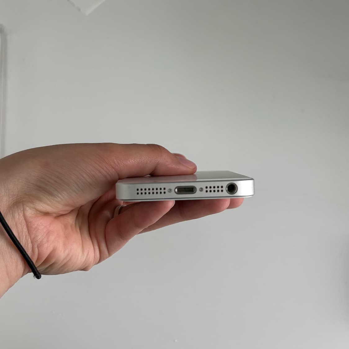 아이폰se1 실버 128gb 상품이미지5