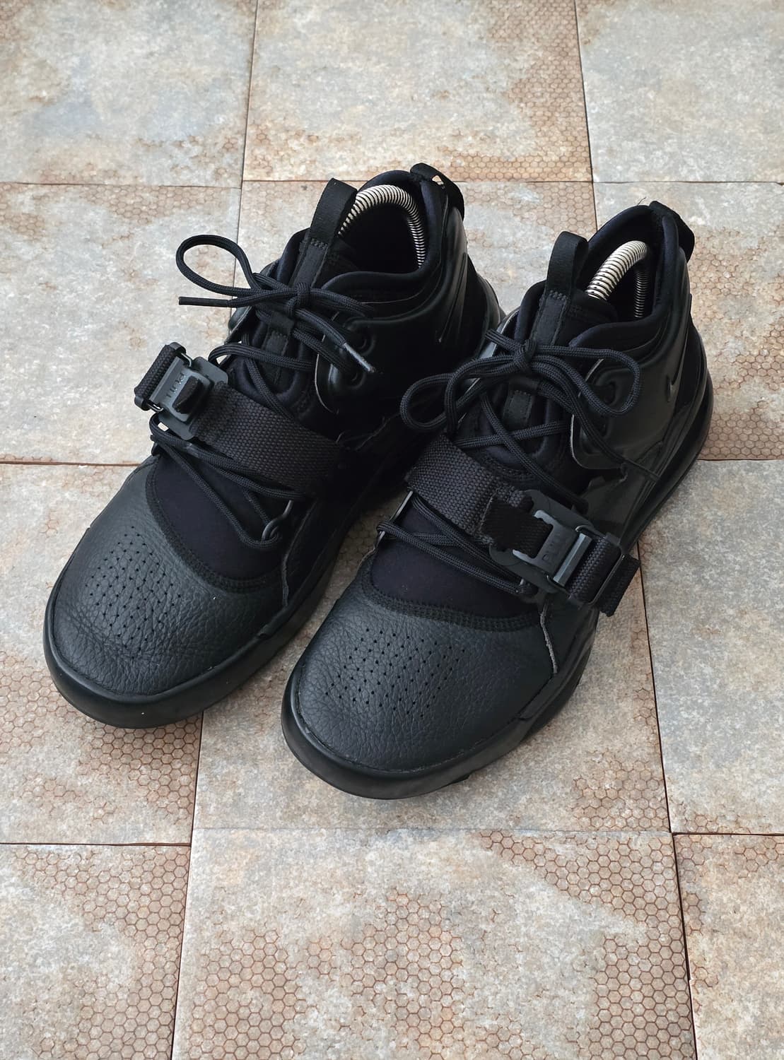 (265)나이키 에어포스 270 트리플 블랙  상품이미지1