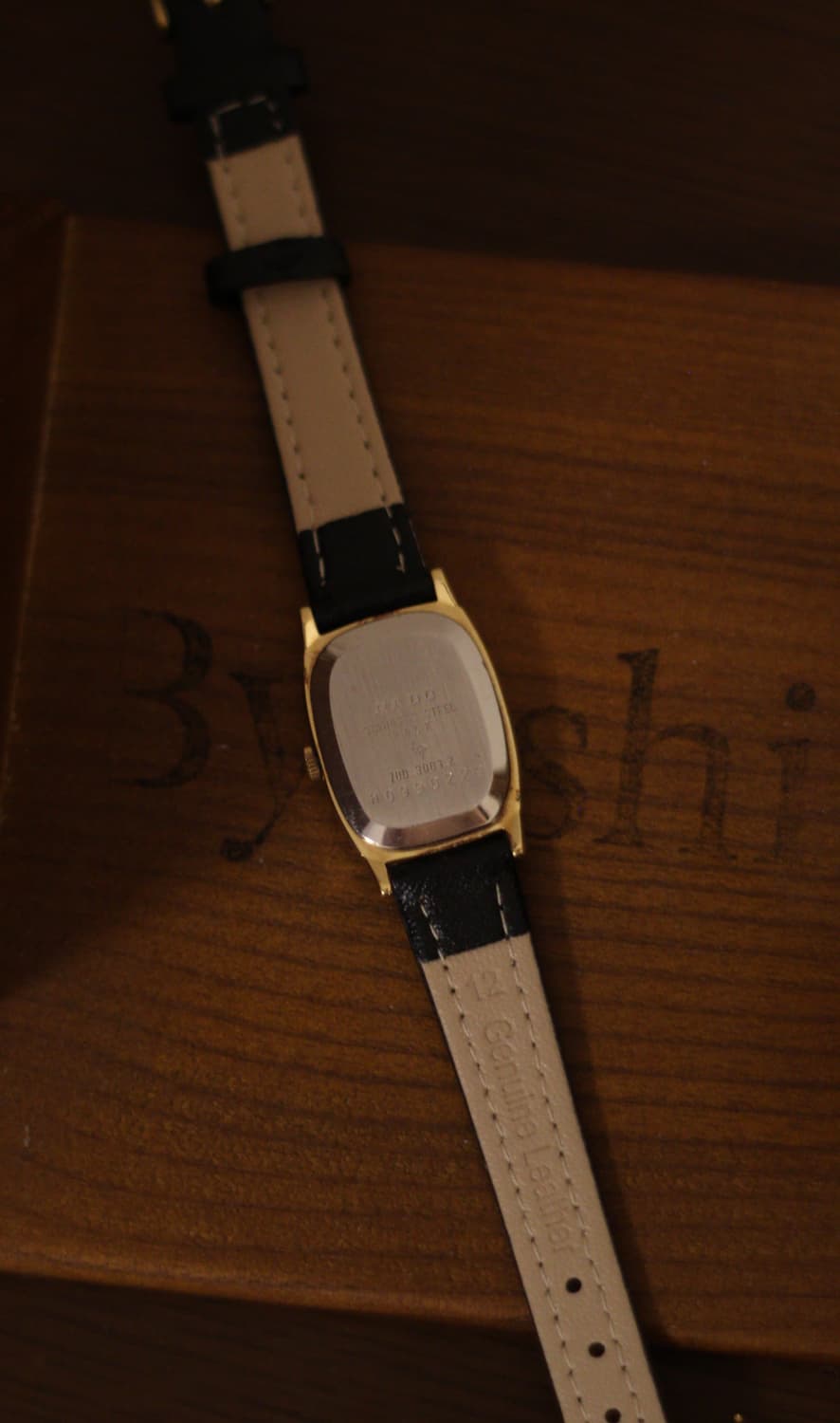 [Rado] 라도 텍스처 베젤 블랙 다이얼 빈티지 여성용 워치 상품이미지7