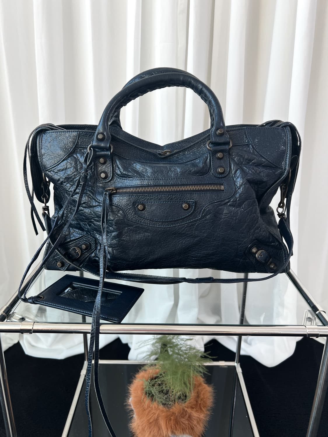 발렌시아가 시티 모터백 상품이미지1