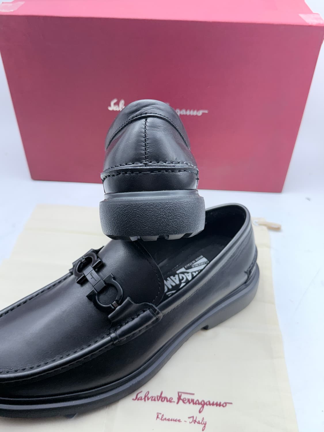 정품)페라가모250 상품이미지7