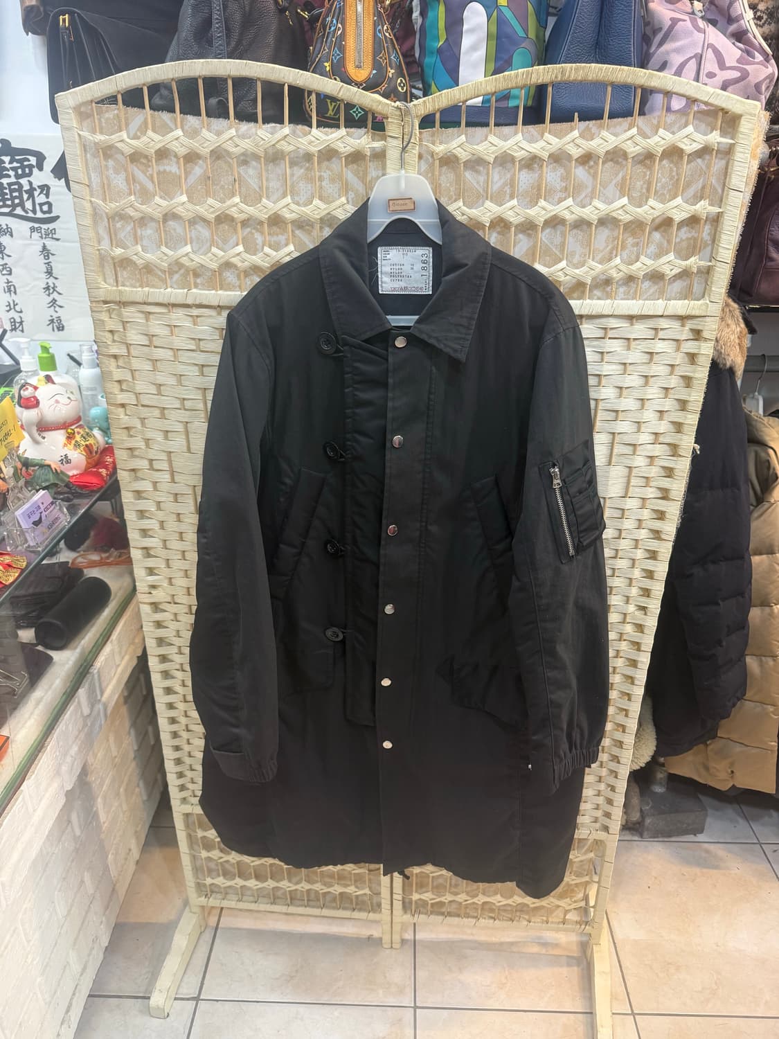 1/95-100/18ss 정품 사카이 코트 팝니다 상품이미지1