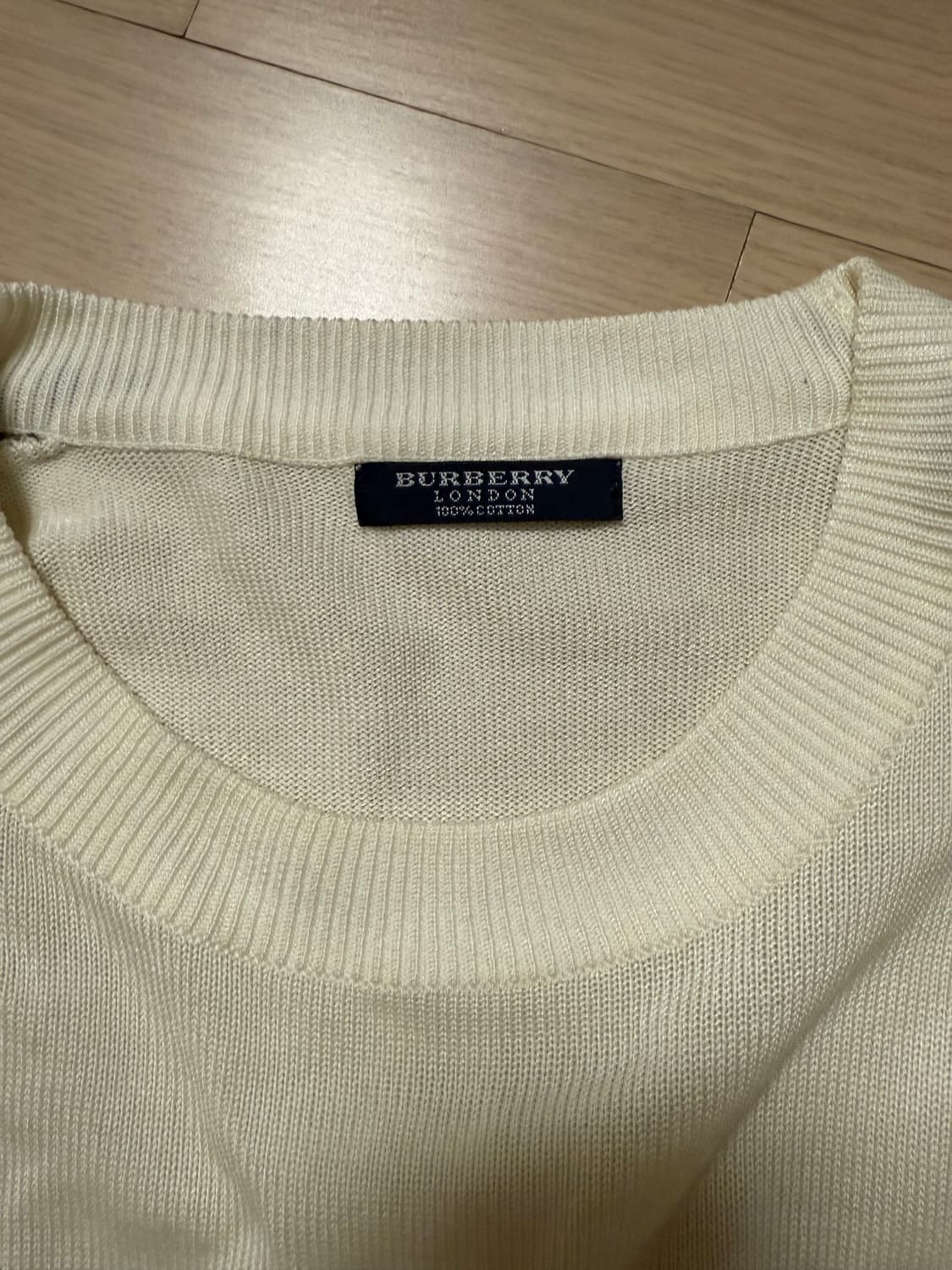 버버리 니트 아이보리/오렌지 사이즈 5 일괄7만원 떨이 상품이미지5