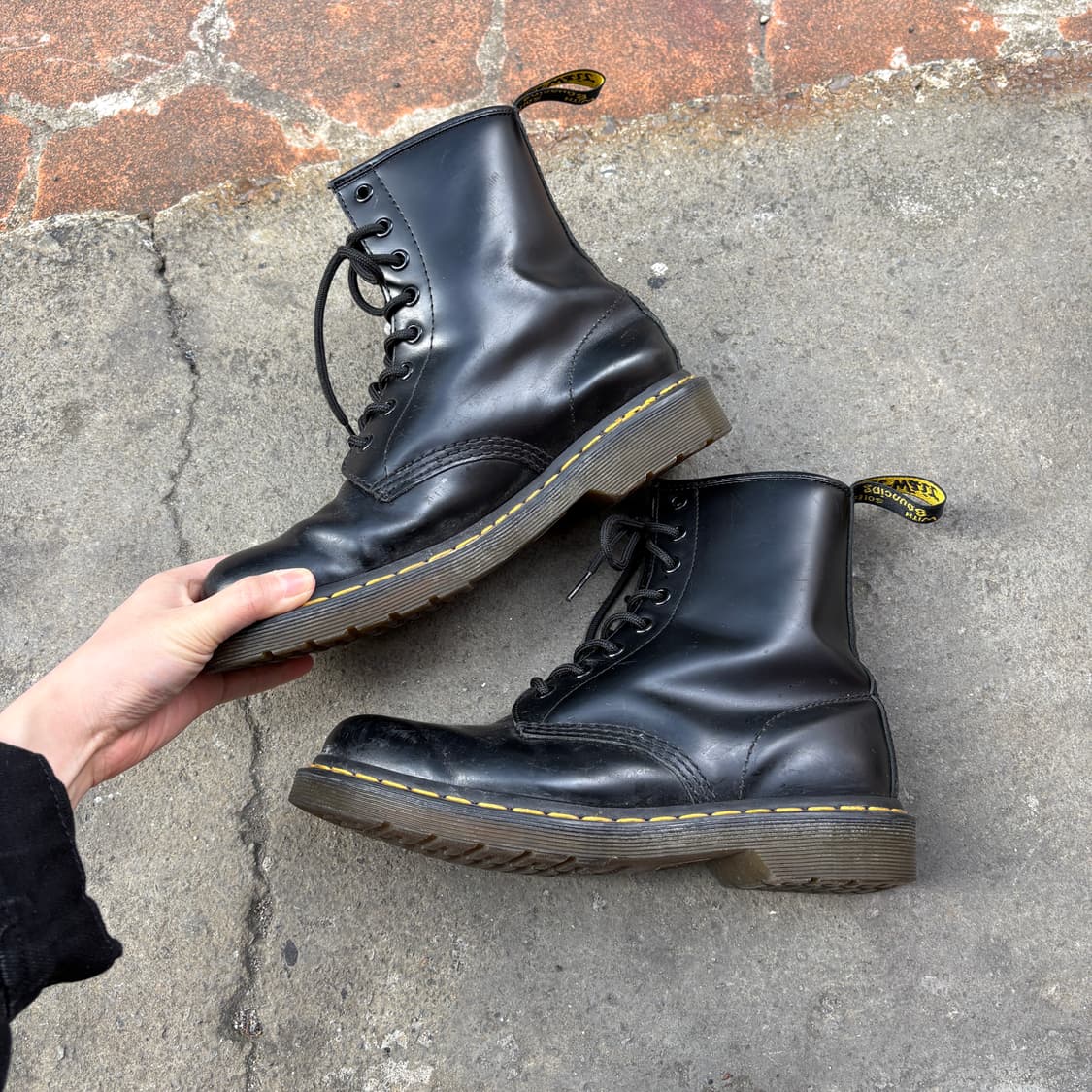 Dr. Martens 닥터마틴 1460 워커 (250) 상품이미지4