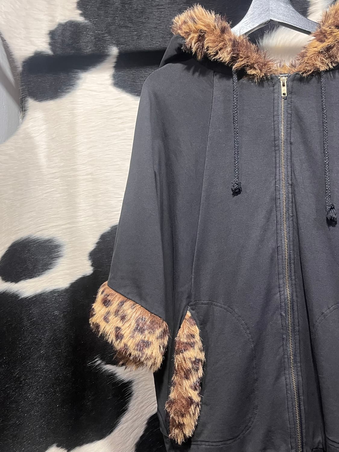 레오파드 퍼 포인트 후드집업 상품이미지4