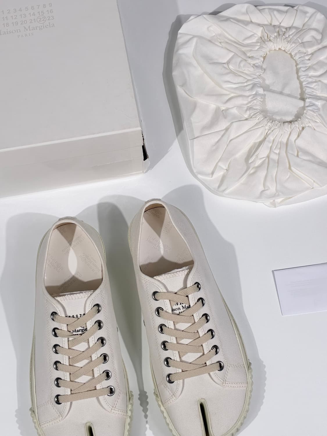 메종 마르지엘라 타비 로우 탑 캔버스 스니커즈 화이트 42사이즈 상품이미지5