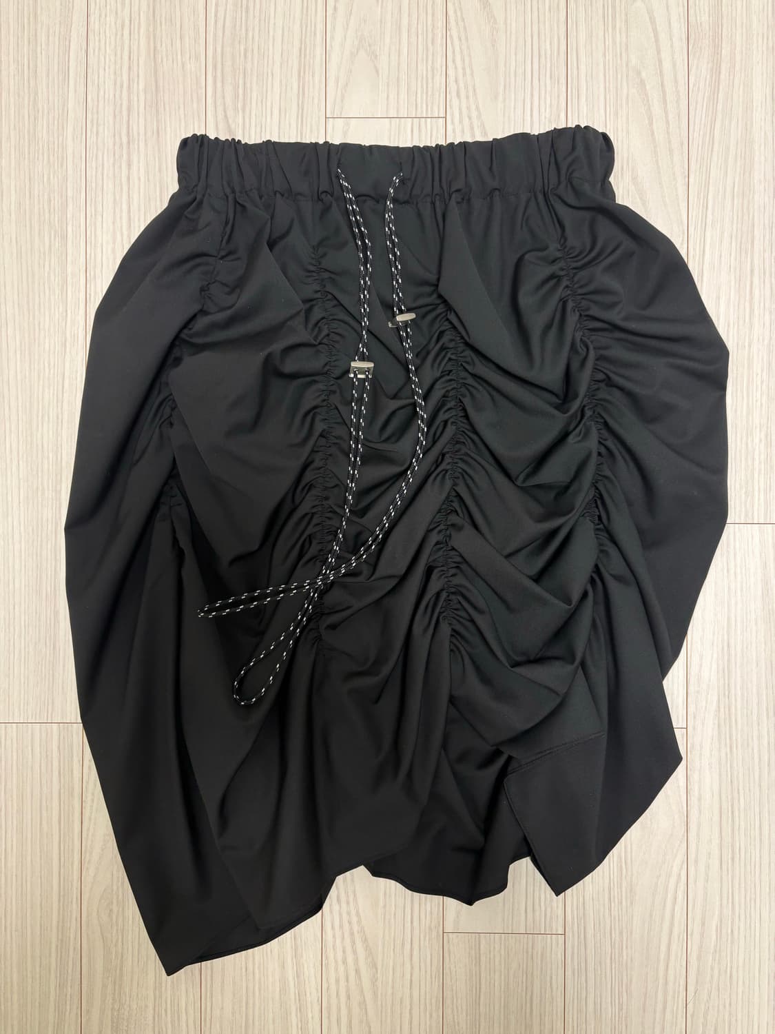 언노운블루 셔링 미디스커트 상품이미지1