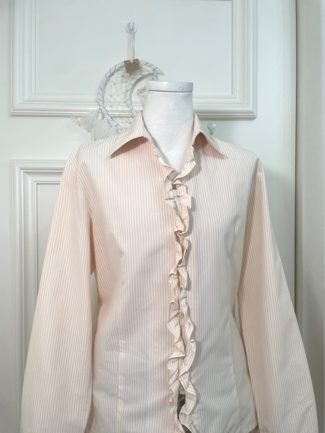 white coral stripe ruffle shirt(size-11) 상품이미지5