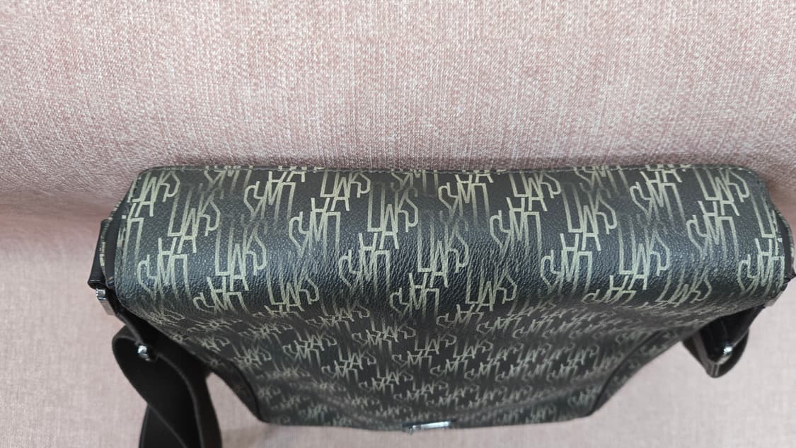 닥스 메신저백 모노그램 패턴 크로스백 상품이미지6