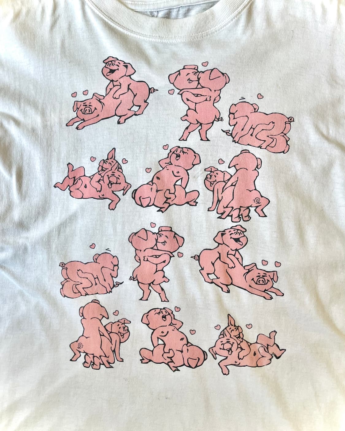 1990s Kamasutra Pig Sex Position T-Shirt 상품이미지3