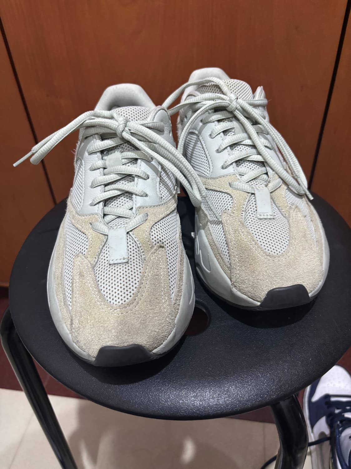 아디다스 이지 솔트 235 상품이미지1