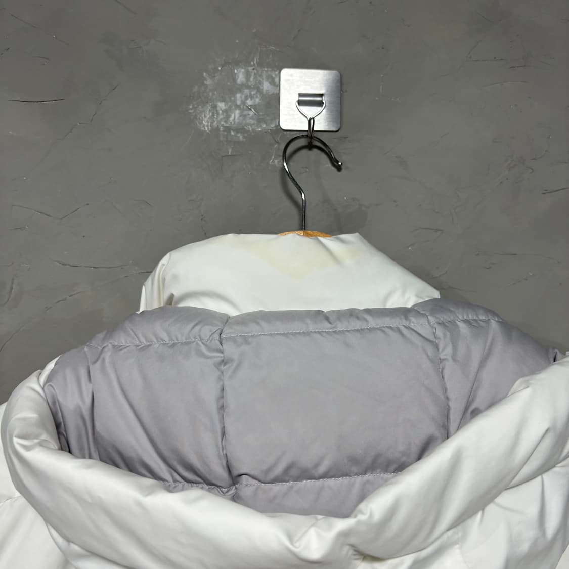 아디다스 삼선 덕다운 롱패딩 화이트 상품이미지7